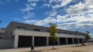 Façana moderna de filera de cases, Palau-Solità i Plegamans, projecte 2022 fase 2.