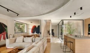 Interior modern Enrique Lanfranco 2023 amb saló